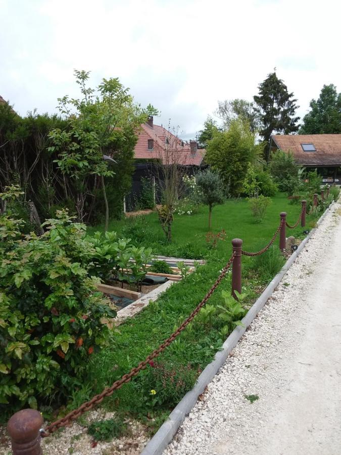 מלון Rumilly-les-Vaudes Chez Marie Ange Et Clovis מראה חיצוני תמונה